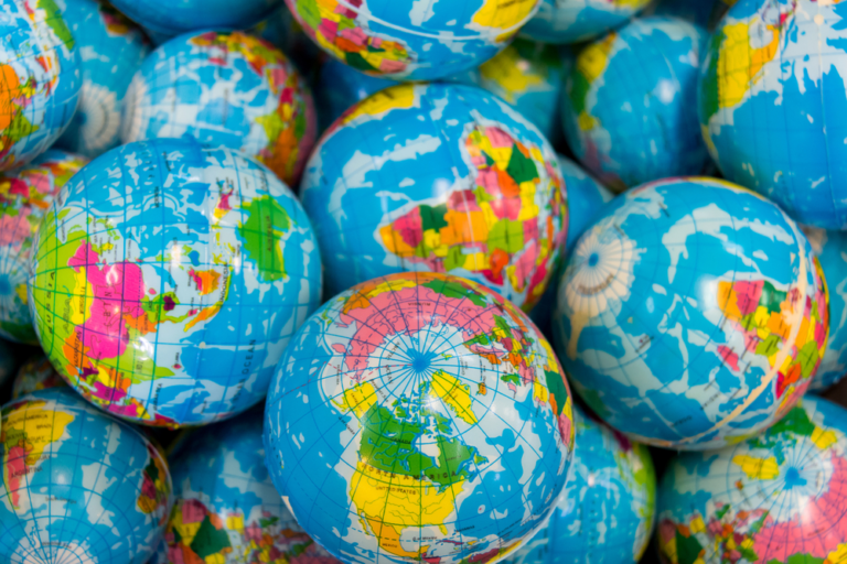 How to open the world of English without leaving your house?