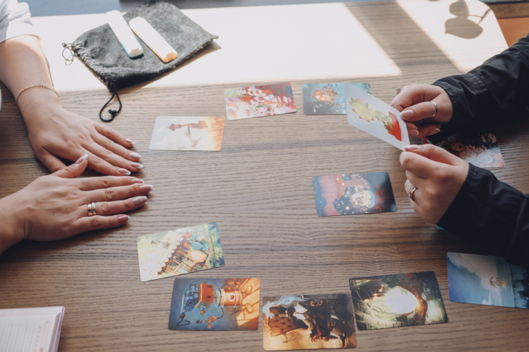 Dixit – poznaj rodzinną grę wszechczasów